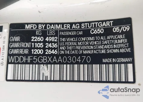 2010 Mercedes-Benz E 350 z USA, uszkodzony, nr VIN WDDHF5GBXAA030470